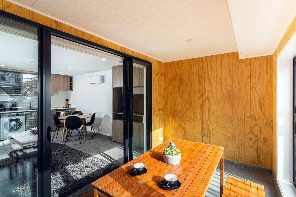 Stellar Central City Apartment - Hagley Park Christchurch Esterno foto